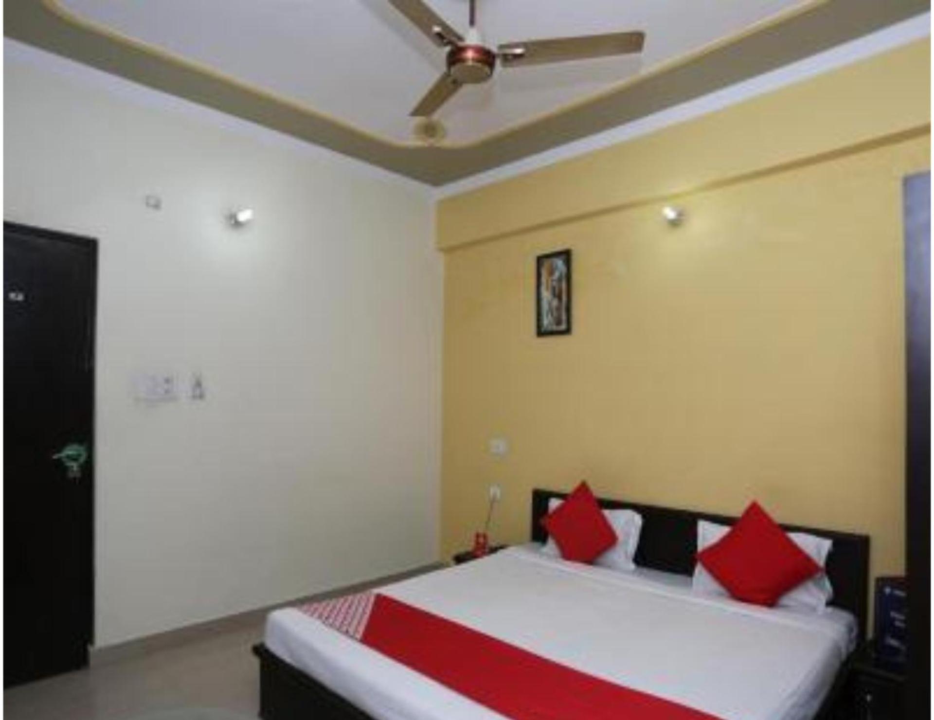 Hotel S K Palace Lucknow , Best Hotel In Lucknow , Hotel In Transport Nagar Lucknow ,Budget Hotels In Lucknow Eksteriør billede